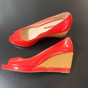 Prada Red Wedges Size 38 Red Patent Leather Peep Toe Espadrilles Made In Italy